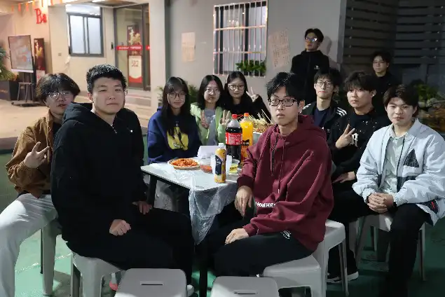 烧烤晚会