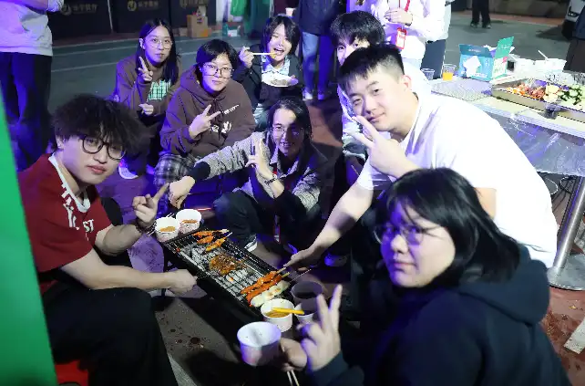 烧烤晚会